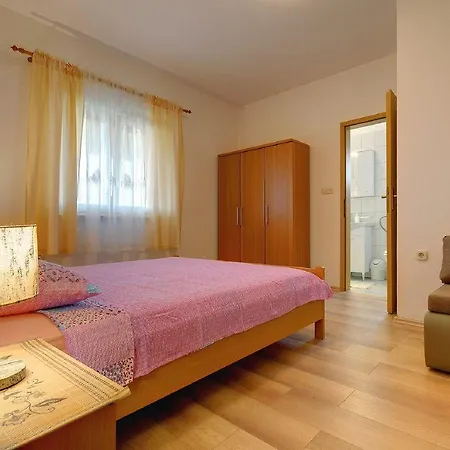 Holiday home Helles Mit Wlan Und Tollem Balkon