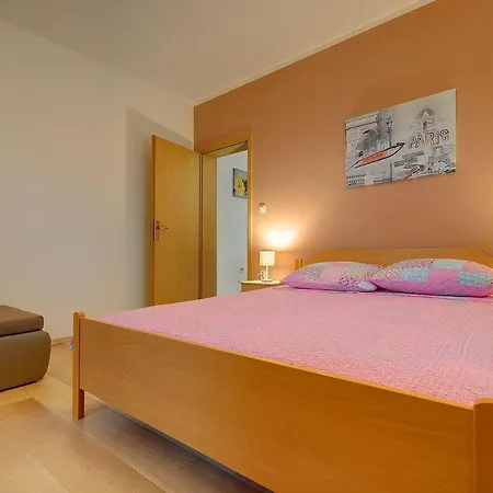 Helles Mit Wlan Und Tollem Balkon Holiday home